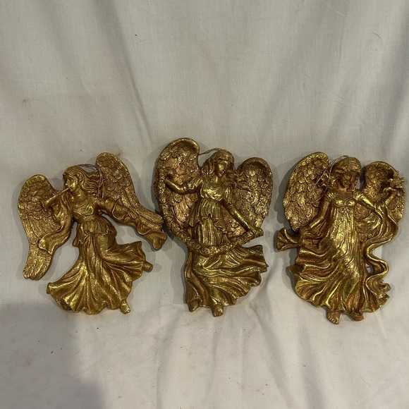 Large gold angel figurines or ornaments, Christmas decor, Hollywood Regency - Picture 1 of 5